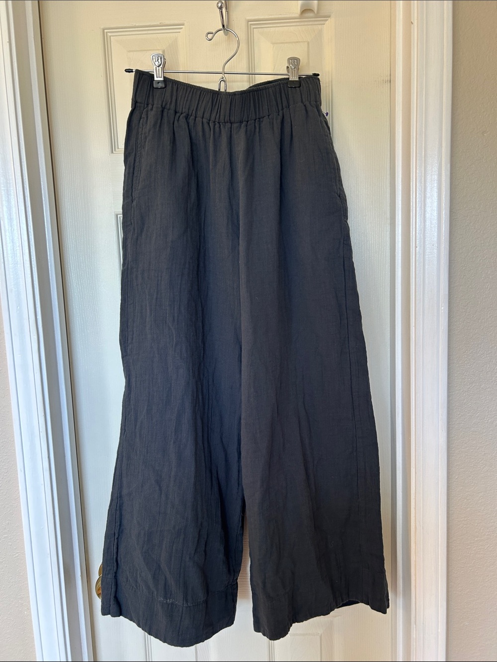 Wide-Leg organic cotton Pants — Black